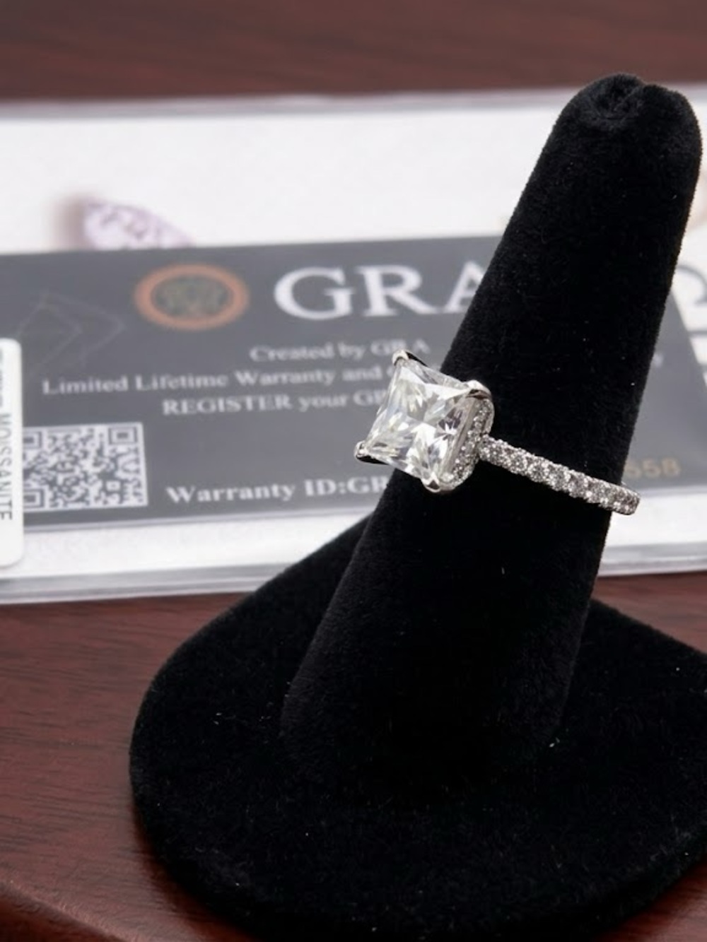NWT 3ct Princess Cut Moissanite Ring, .925 Sterling Silver. Size 8 - Picture 4 of 6